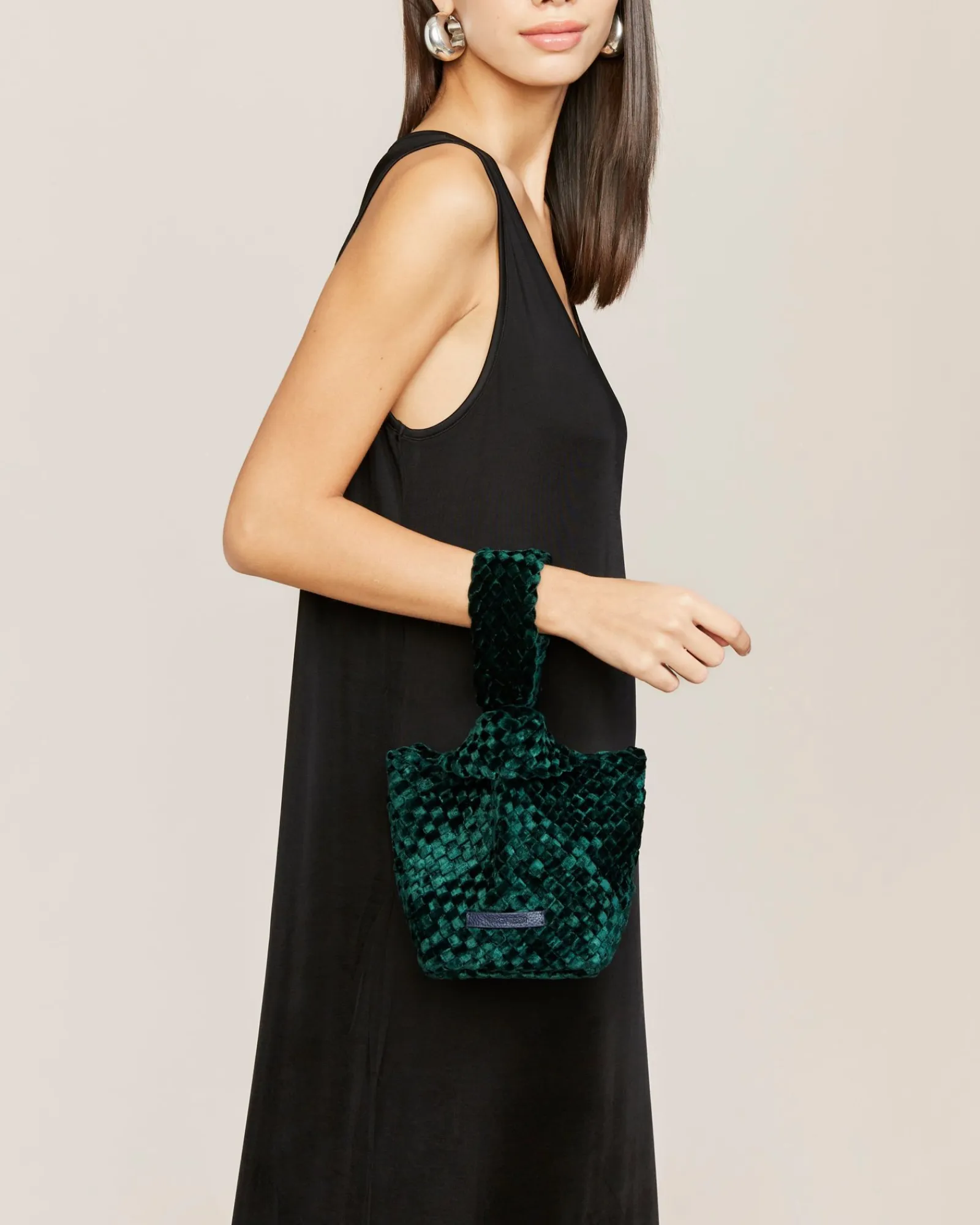 Clutcher^NAGHEDI Kyoto Clutch Velvet