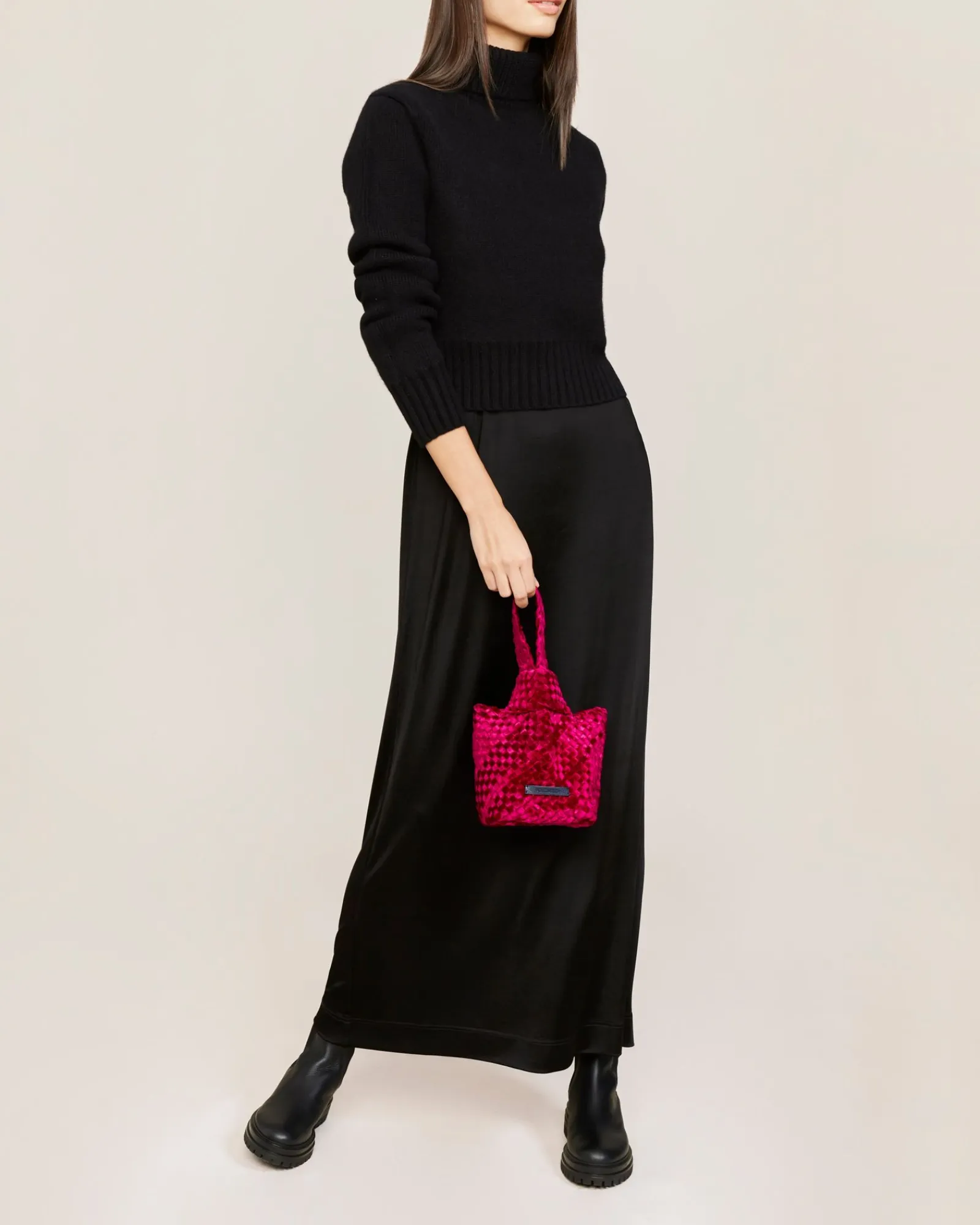 Clutcher^NAGHEDI Kyoto Clutch Velvet