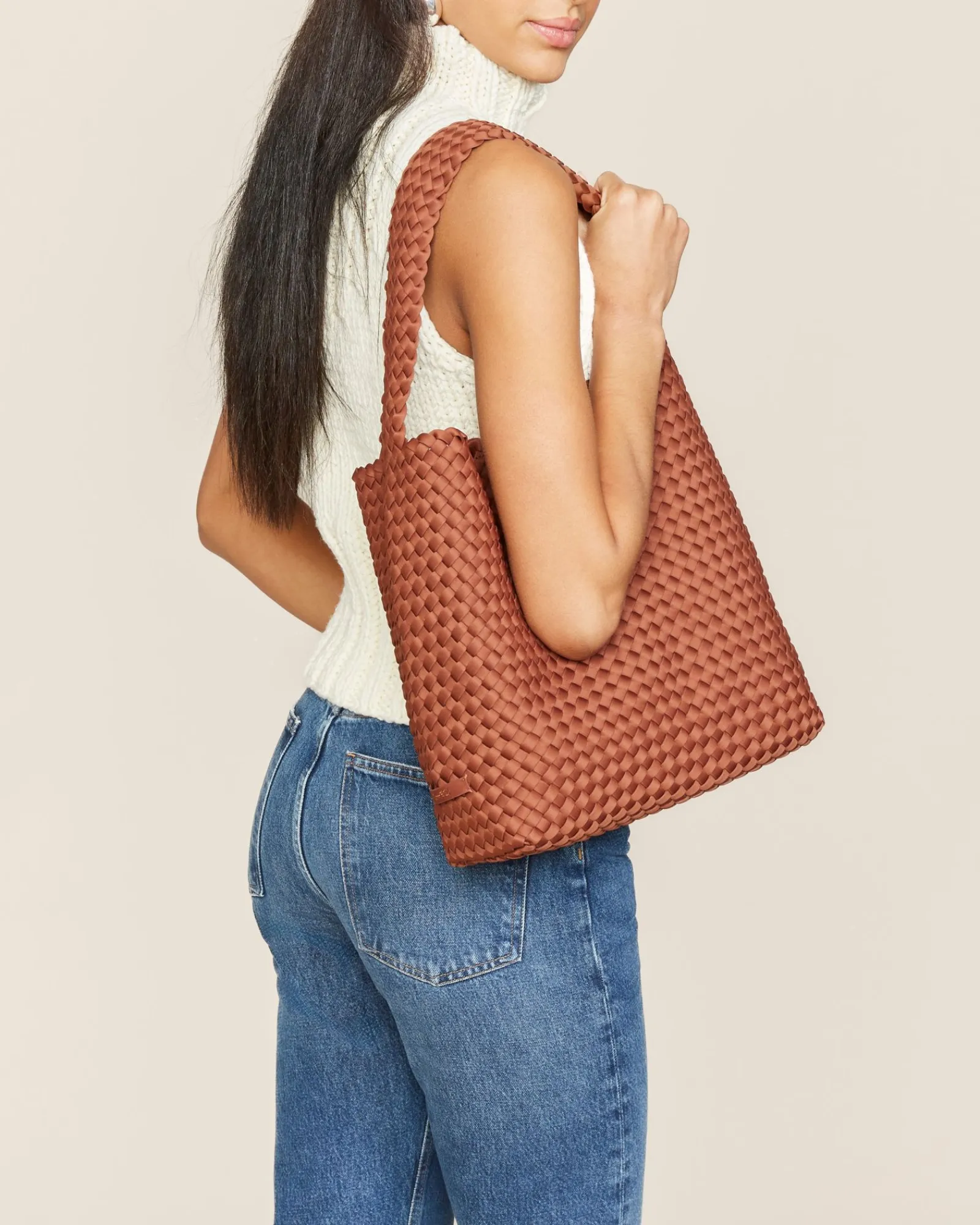Totes^NAGHEDI Nomad Hobo